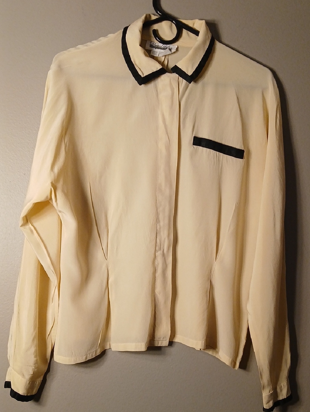 Woman's Cream Silk Blouse With Black Contrasting Size 10